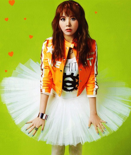 raina2 - Orange Caramel