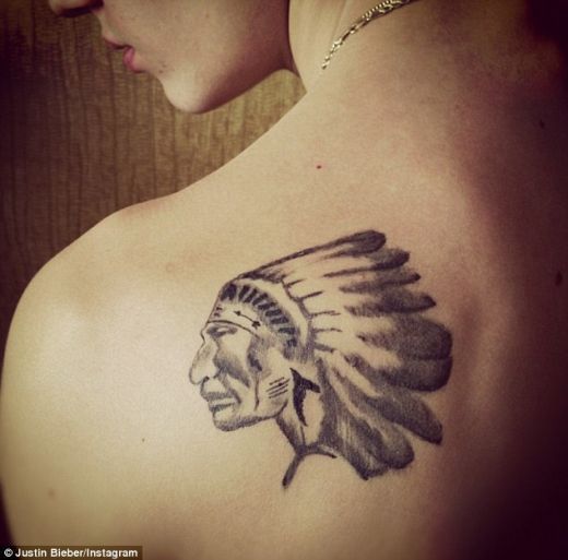 justin-bieber-are-un-nou-tatuaj-uite-pentru-cine-si-l-a-facut - Stirea 8