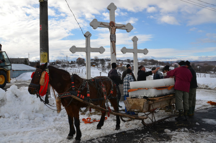 DSC_1992 - Crucea de gheata 2013