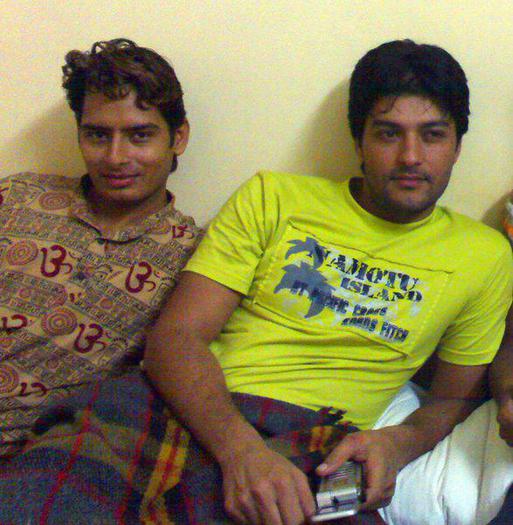 375248_263920047069297_94385017_n