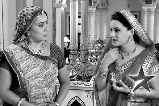 564766_263778833750085_2031887079_n