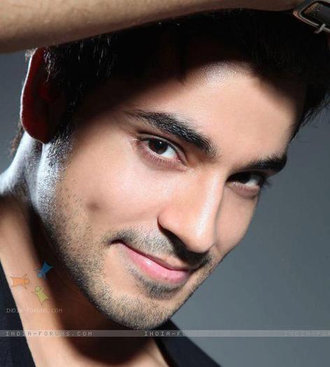 427627_263410170453618_1105266926_n