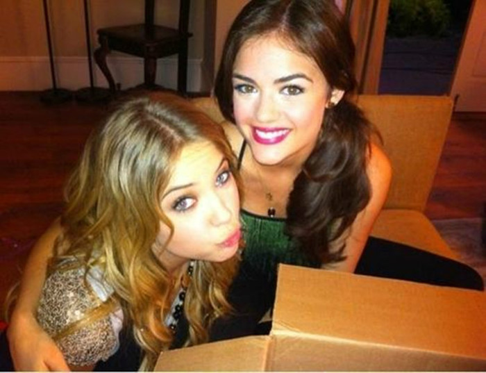 ▼Pai da,sunt destul de sigura ca eu sunt =))▲cade si cu el▲#Annie Heya :o3#Liam