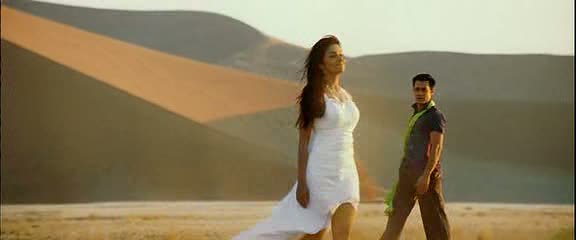 vlcsnap-00410 - Guzarish