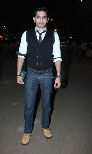 Siddhant Karnick at Zee Rishtey Awards Siddhant Karnick at Zee Rishtey Awards