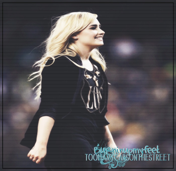 ; __ ∞ ;♥. .; Bine, şi-or să o strige LETTIEH 8-> ;