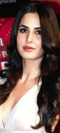 308750_279082455467003_551839295_n - 0 Katrina Kaif