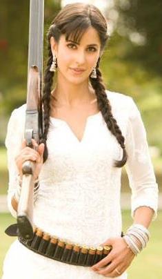 312432_243393135702602_7670708_n - 0 Katrina Kaif