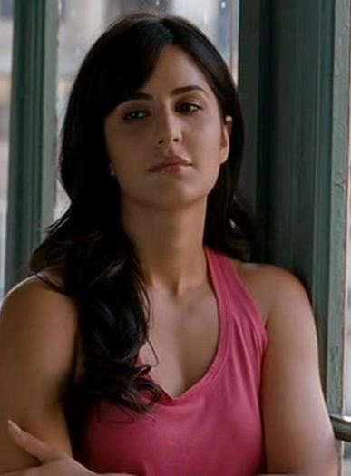 374865_276184155756833_1416826498_n - 0 Katrina Kaif