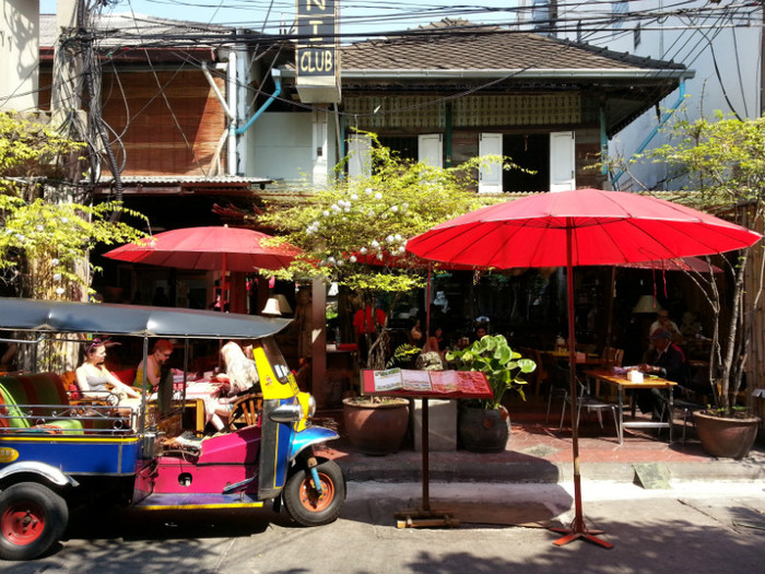 Kao Sarn Road