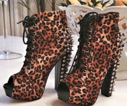 tumblr_mc68hfEPEW1rie1q2o1_500_thumb