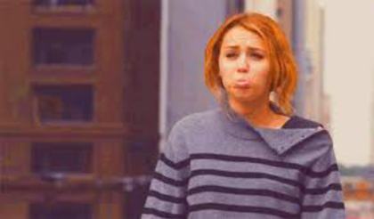 Aşta"i fata meaa...ce dor imi era săă mă ameninţe cinevaa +huug mare+