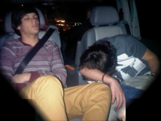 1D - 00 One Direction Sleeping