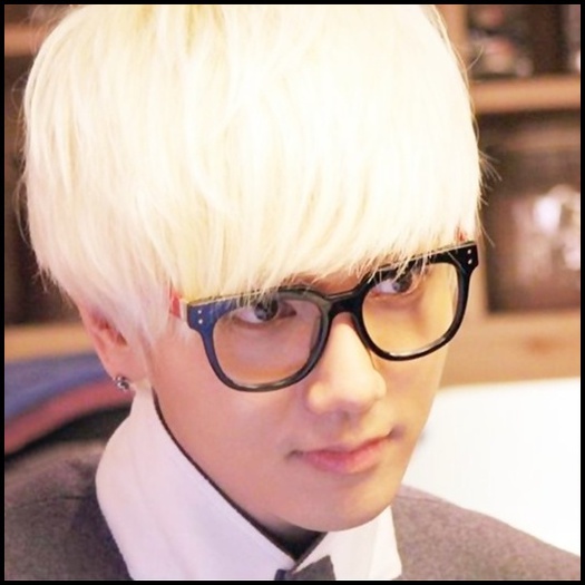 - Si eu :) |i.p|..Mi.a fost dor de tine..| o saruta |