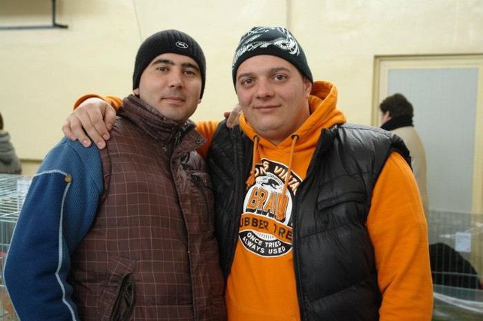 401491_359632140727424_35451993_n - O- Expozitie Turda 2012