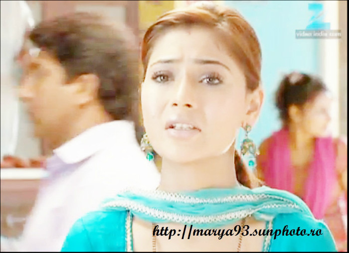  - SARA KHAN NEW PIC 7