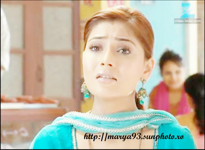  - SARA KHAN NEW PIC 7