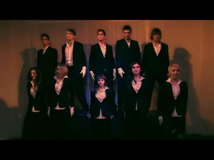 424141_184552944991714_821830082_n