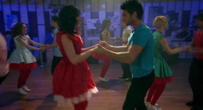 554395_365720726813667_217875138264894_1133909_269941426_n