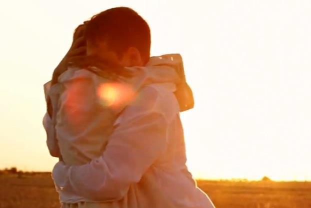 527661_452923011412777_465490150_n