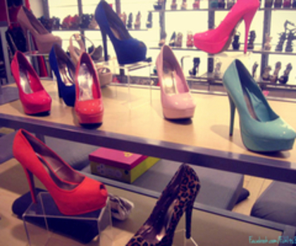 tumblr_mg32h9SJKF1qejx1fo1_500_thumb