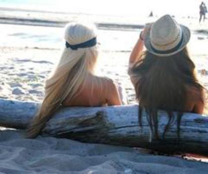 150282_317550245013949_1828320415_n_thumb