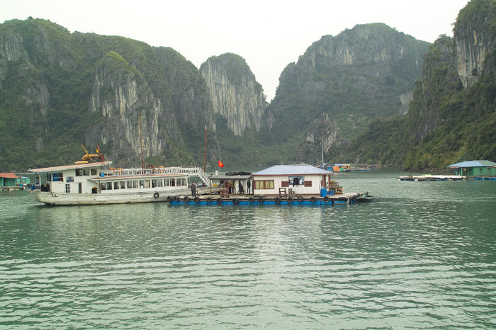 SDIM7345 - Vietnam - Hua Long Bay