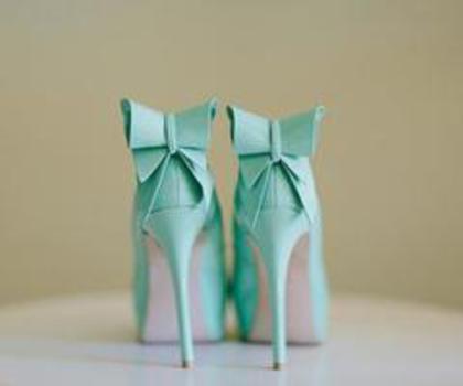 284519_395488117211722_274269879_n_thumb