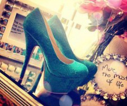 542137_395478523879348_1597591308_n_thumb