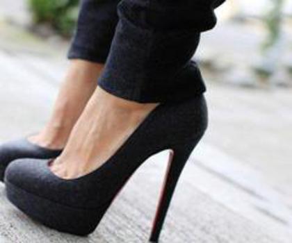 317687_253044178071456_234577316_n_thumb