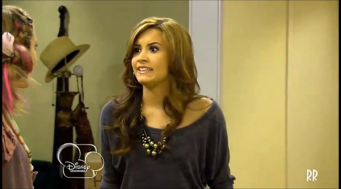 In soapta catre DuDu:Taci ma, ca te omor!.... - Episodul 1-TERMINAT