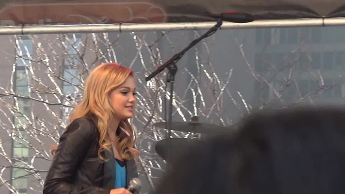 Fearless- Olivia Holt in Chicago 017