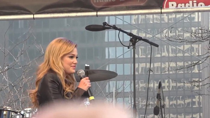 Fearless- Olivia Holt in Chicago 025