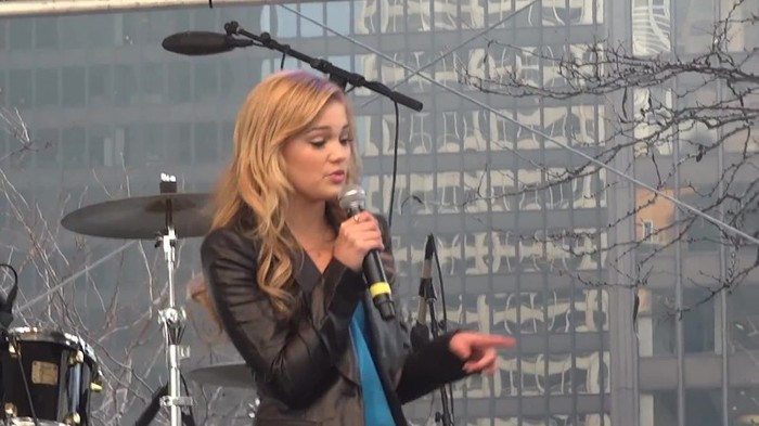 Fearless- Olivia Holt in Chicago 028