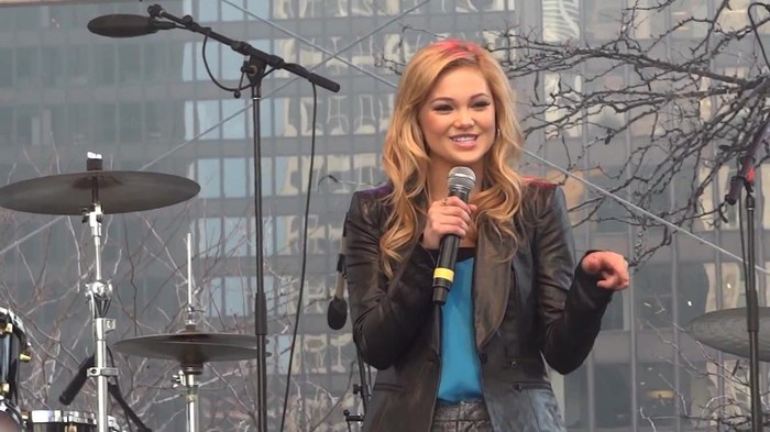 Fearless- Olivia Holt in Chicago 038