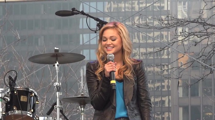 Fearless- Olivia Holt in Chicago 046