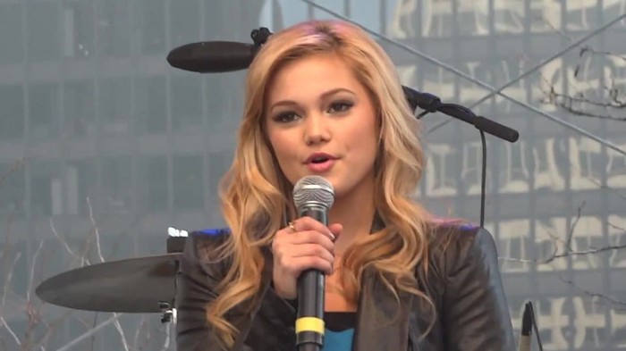 Fearless- Olivia Holt in Chicago 077 - Fearless - Olivia - Holt - in - Chicago