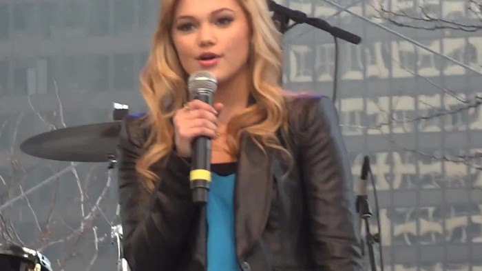 Fearless- Olivia Holt in Chicago 079 - Fearless - Olivia - Holt - in - Chicago