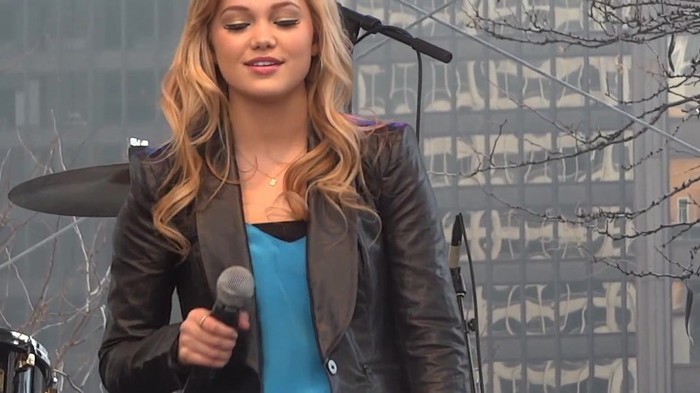 Fearless- Olivia Holt in Chicago 084 - Fearless - Olivia - Holt - in - Chicago