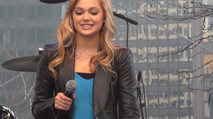 Fearless- Olivia Holt in Chicago 087