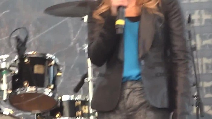 Fearless- Olivia Holt in Chicago 097 - Fearless - Olivia - Holt - in - Chicago
