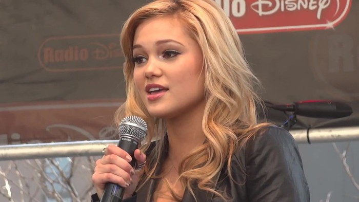 Fearless- Olivia Holt in Chicago 154 - Fearless - Olivia - Holt - in - Chicago