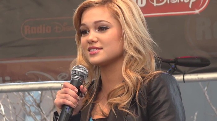 Fearless- Olivia Holt in Chicago 155 Fearless- Olivia Holt in Chicago 155