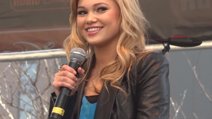 Fearless- Olivia Holt in Chicago 161 - Fearless - Olivia - Holt - in - Chicago