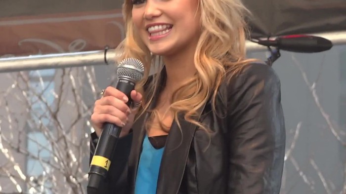 Fearless- Olivia Holt in Chicago 164 - Fearless - Olivia - Holt - in - Chicago