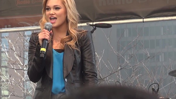 Fearless- Olivia Holt in Chicago 175 Fearless- Olivia Holt in Chicago 175