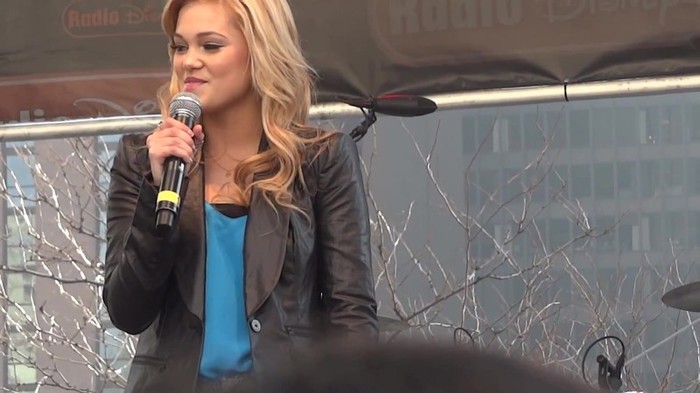 Fearless- Olivia Holt in Chicago 180 Fearless- Olivia Holt in Chicago 180