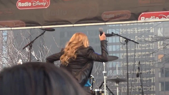 Fearless- Olivia Holt in Chicago 191