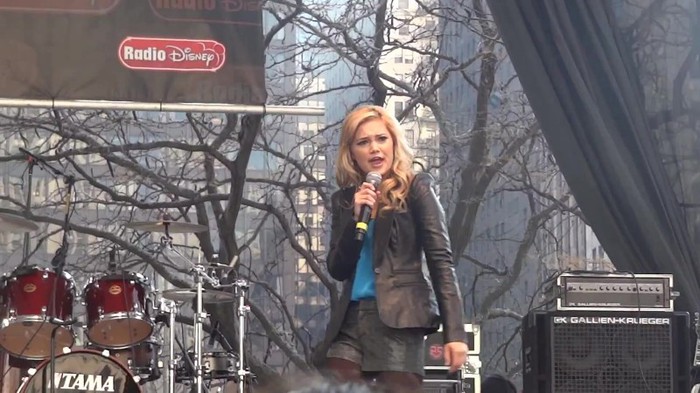 Fearless- Olivia Holt in Chicago 214 Fearless- Olivia Holt in Chicago 214