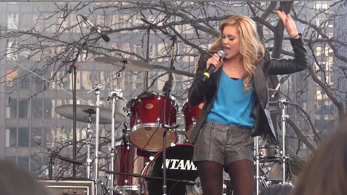 Fearless- Olivia Holt in Chicago 290